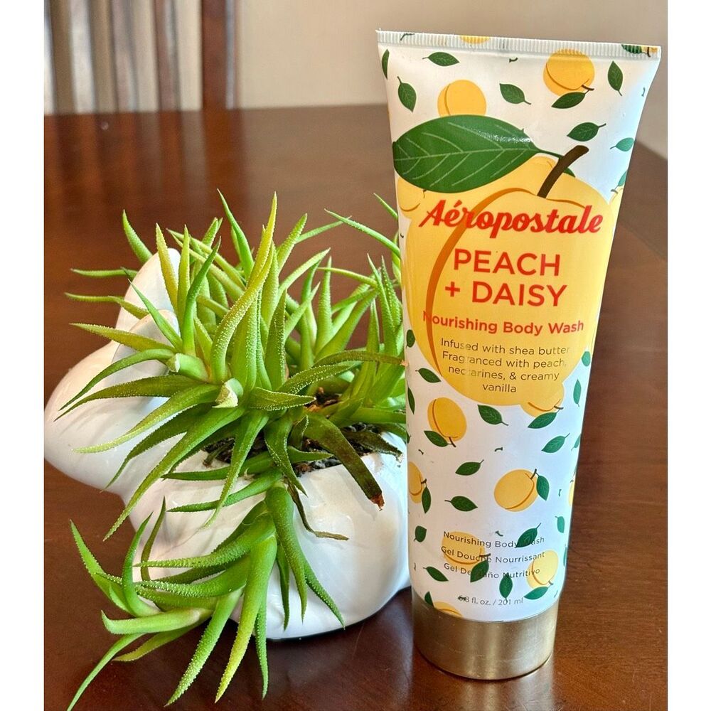 Aéropostale - NWT - Peach + Daisy Nourishing Body Wash, 6.8 fl. oz. Sealed Tube